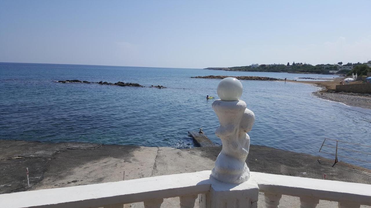 塔普赛特酒店 Agios Georgios  外观 照片