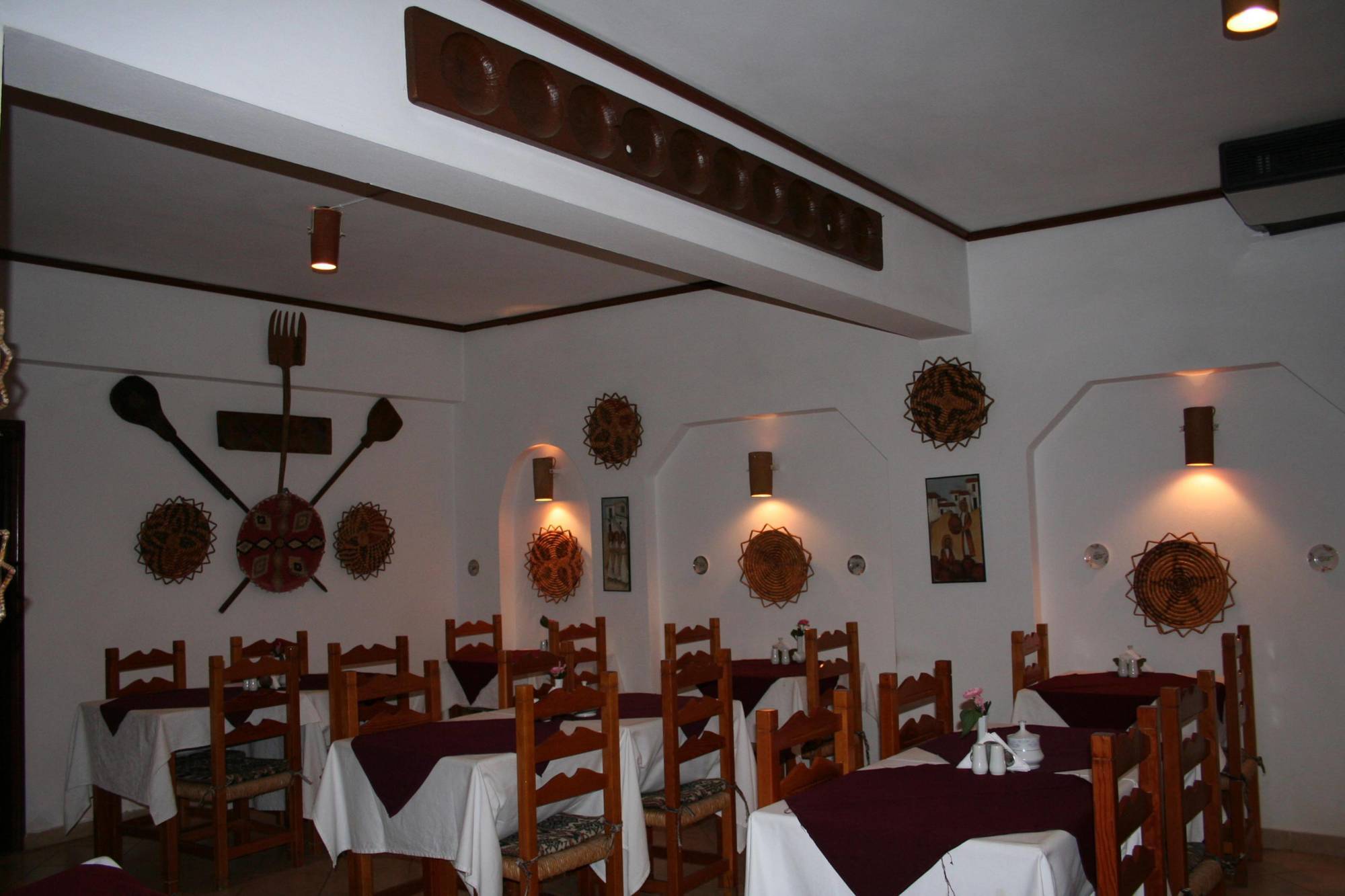 塔普赛特酒店 Agios Georgios  外观 照片